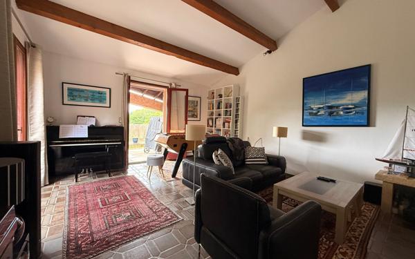 Maison à vendre    4 pièces • 119 m2 Aigues-Mortes