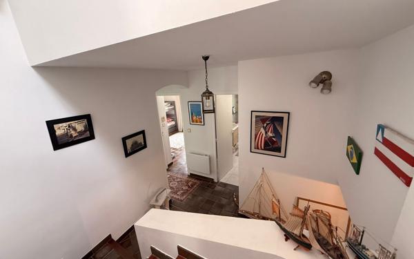 Maison à vendre    4 pièces • 119 m2 Aigues-Mortes