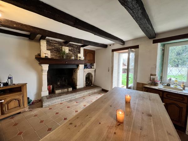 Maison à vendre à Montmoreau (16190) - Charente