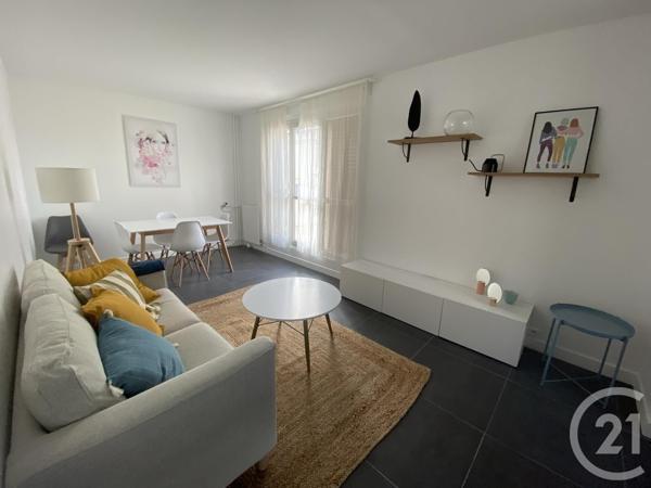 Appartement F4 à vendre  5 pièces - 81,81 m2 CERGY - 95