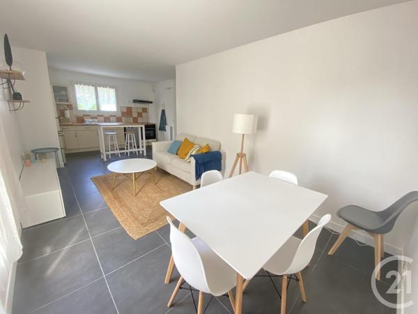 Appartement F4 à vendre  5 pièces - 81,81 m2 CERGY - 95