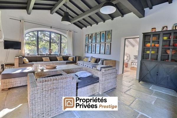 Uzès, propriété sur 3 ha de terrain