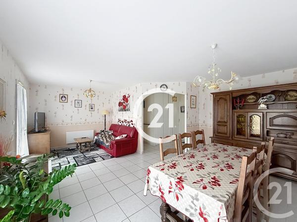 Maison à vendre  4 pièces - 80 m2 LOUZAC ST ANDRE - 16