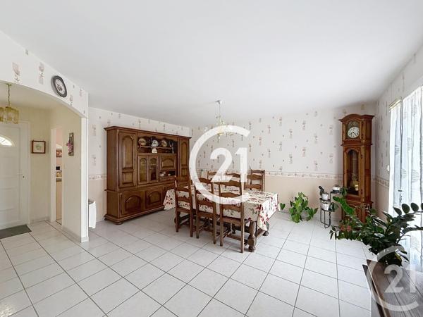 Maison à vendre  4 pièces - 80 m2 LOUZAC ST ANDRE - 16