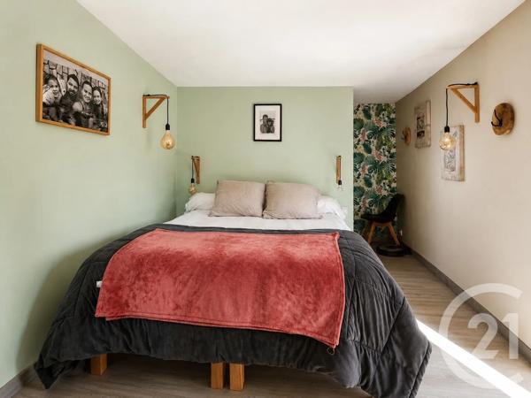 Maison à vendre  4 pièces - 105,70 m 2   LE BEAUSSET  - 83