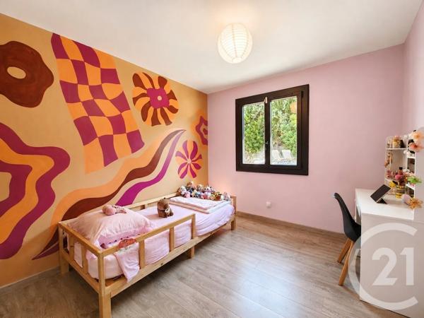 Maison à vendre  4 pièces - 105,70 m 2   LE BEAUSSET  - 83