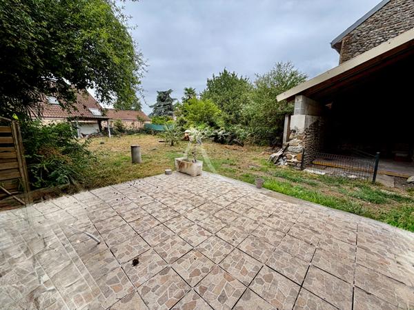 Spécial investisseur immeuble centre ville Jurancon 11 pièce(s) et terrain