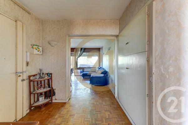 Appartement T3 à vendre  3 pièces - 72,79 m 2   LYON  - 69003