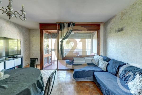 Appartement T3 à vendre  3 pièces - 72,79 m 2   LYON  - 69003