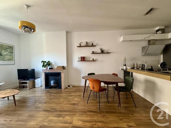Appartement T3 à vendre  3 pièces - 72,79 m 2   LYON  - 69003