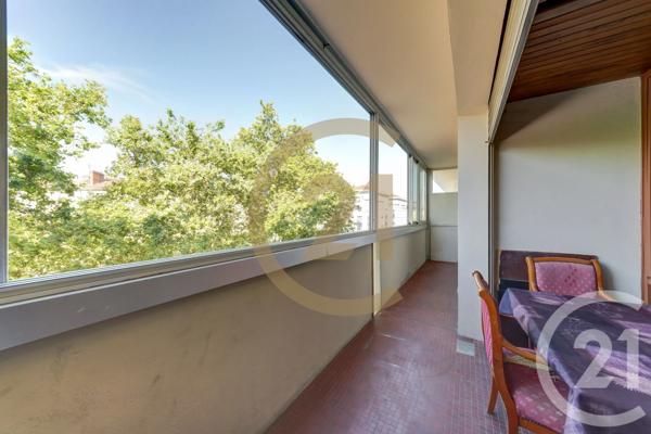 Appartement T3 à vendre  3 pièces - 72,79 m 2   LYON  - 69003