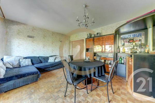 Appartement T3 à vendre  3 pièces - 72,79 m 2   LYON  - 69003