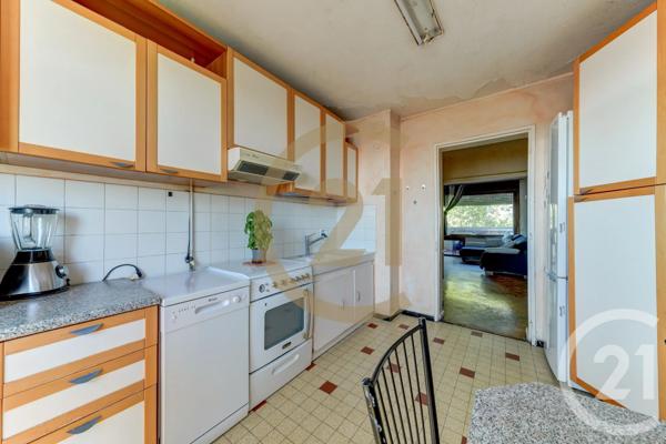 Appartement T3 à vendre  3 pièces - 72,79 m 2   LYON  - 69003