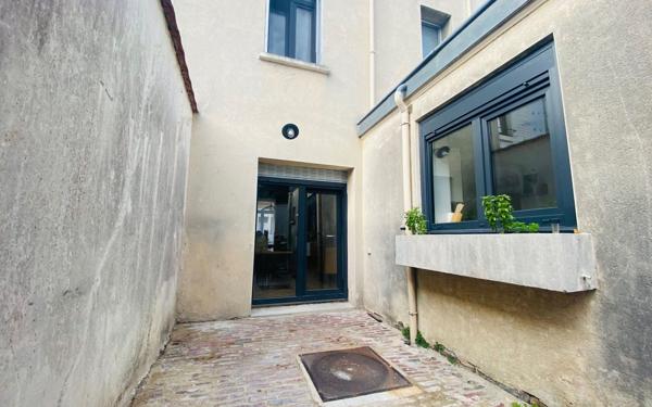 Maison à vendre    5 pièces • 102 m2 Saint-Quentin