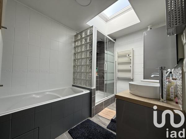 Maison à vendre 5 pièces 103 m² Roncq