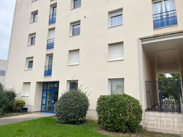 Appartement Poitiers 74 m2 avec terrasse, jardinet et parking