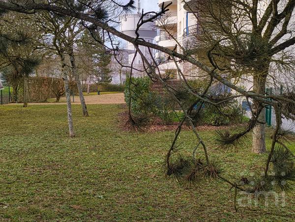 Appartement Poitiers 74 m2 avec terrasse, jardinet et parking