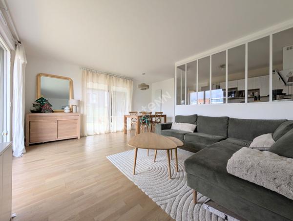 Asnières 4 pièces 86m² avec balcon loggias parking