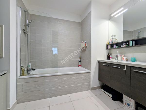 Asnières 4 pièces 86m² avec balcon loggias parking