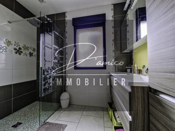 Maison individuelle haut de gamme plain-pied 214 m² avec sous-sol aménagé et vue campagne à avesnes-le-sec
