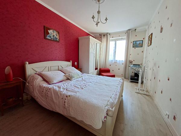 OPPORTUNITE - MAISON DE PLAIN PIED  - SECTEUR EST PROCHE CENTRE VILLE