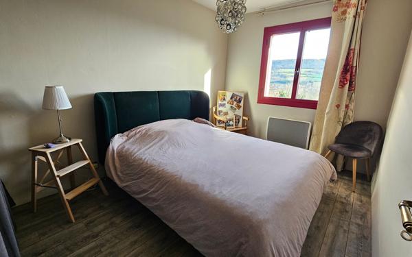 Maison à vendre    5 pièces •  Veyre-Monton