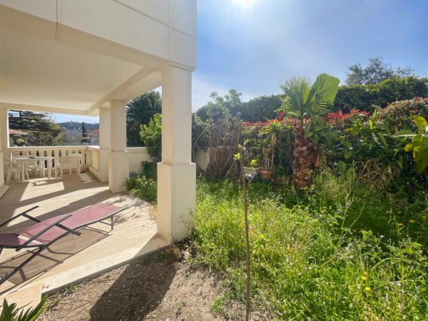 2P Cannes Centre Piscine