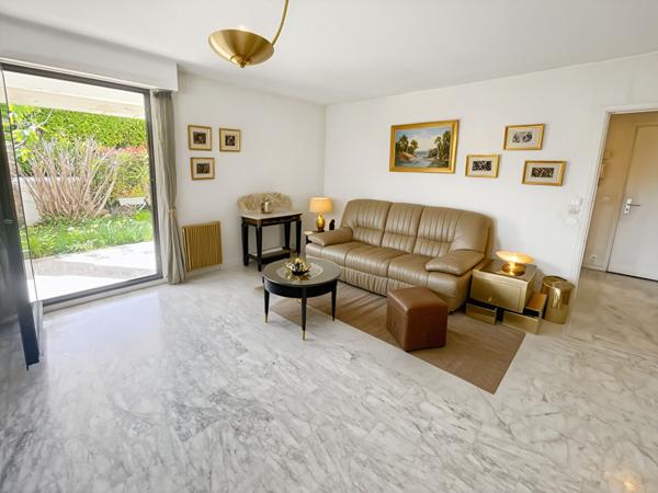 2P Cannes Centre Piscine