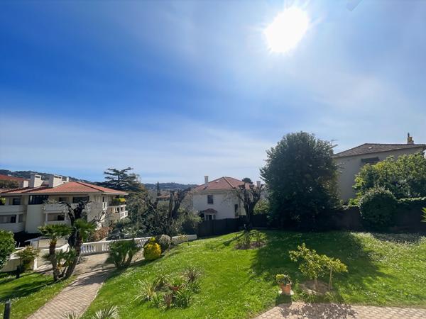 2P Cannes Centre Piscine