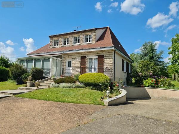 Achat - Maison Montoire-sur-le-Loir 41800 6 pièces 164 m 2 2000 m 2