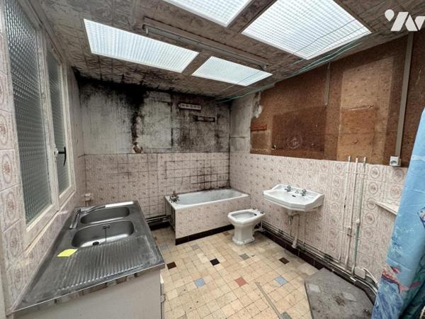 EN EXCLUSIVITE, quartier Curie, Maison A RENOVER