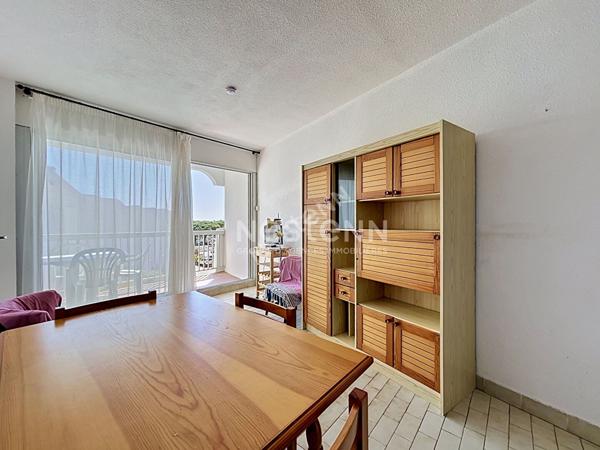 Port Camargue Secteur plage Sud Appartement type 2 plus cabine avec une belle terrasse