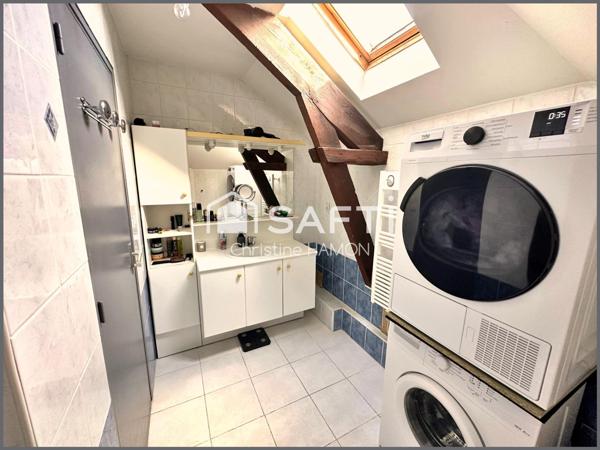 Beau T3 en plein centre à proximité des remparts