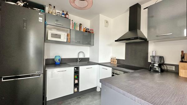 CENTRE VILLE 3 pièces à louer - 54,60 m² avec balcon et parking
