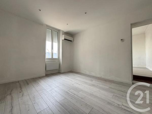 Appartement F3 à vendre  3 pièces - 96,75 m 2   ALES  - 30