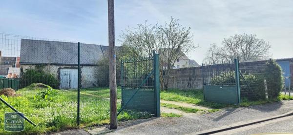 Parking à louer Liesse-Notre-Dame (02350)