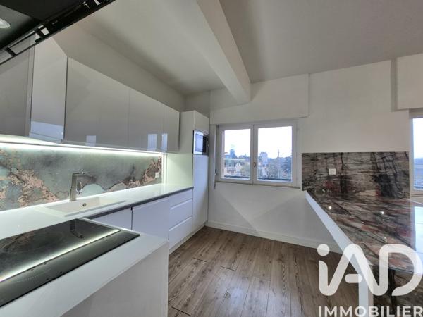 Location appartement 4 pièces 110 m² Charleville-Mézières