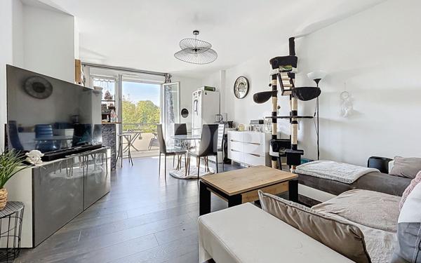 Appartement à vendre    2 pièces •  Saint-Maximin