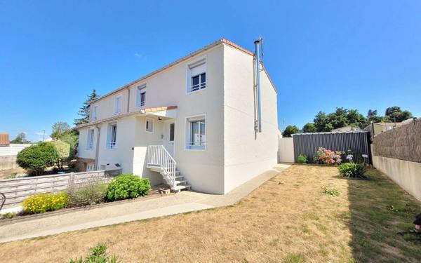 Maison à vendre    5 pièces •  Legé