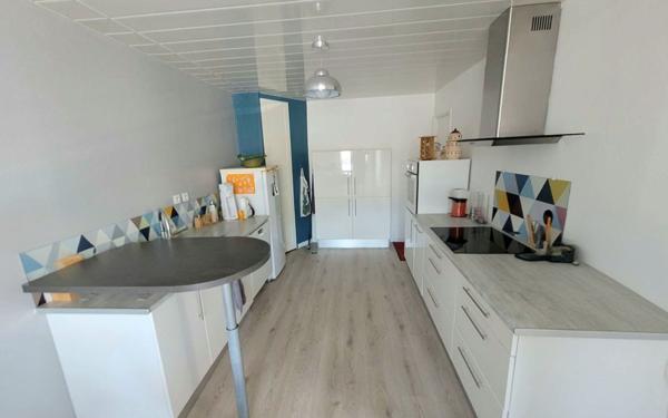 Maison à vendre    5 pièces •  Legé