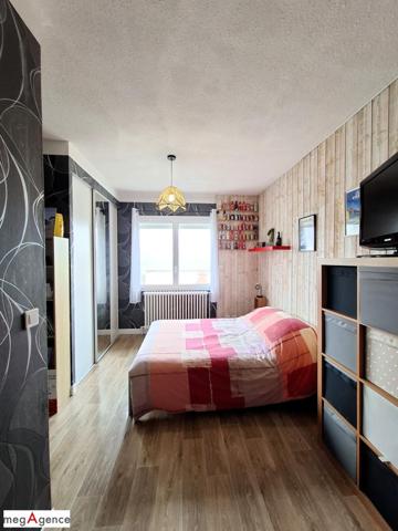 Maison à AUREILHAN, 65800 - 7 pièces 220m²