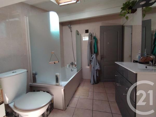 Immeuble à vendre  270 m 2   ST MARTIN DE CARALP  - 09