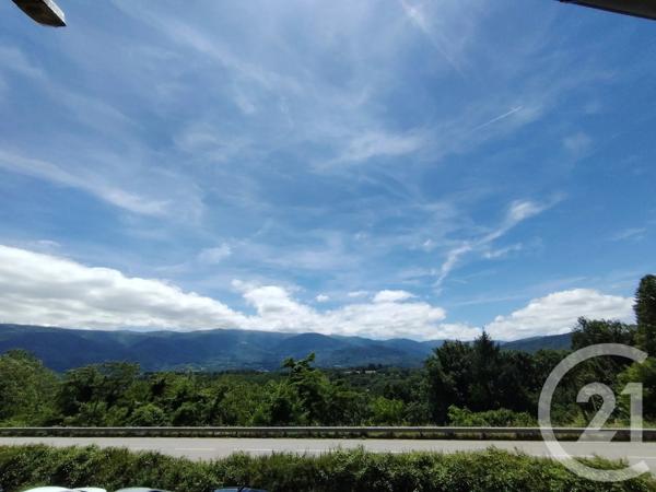 Immeuble à vendre  270 m 2   ST MARTIN DE CARALP  - 09
