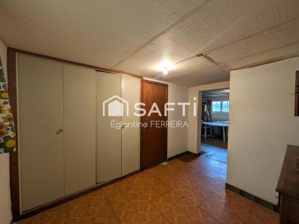 ISSOUDUN, PAVILLON T4 AVEC SOUS-SOL ET JARDIN