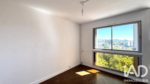Appartement à vendre 3 pièces 70 m² Marseille 12