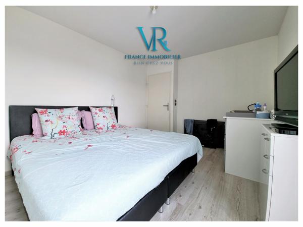 Saint-Genis-Pouilly (01630) APPARTEMENT T3 AU 2EME DERNIER ETAGE AVEC 3 GARAGES - SAINT-GENIS-POUILLY (01630)