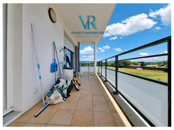 Saint-Genis-Pouilly (01630) APPARTEMENT T3 AU 2EME DERNIER ETAGE AVEC 3 GARAGES - SAINT-GENIS-POUILLY (01630)