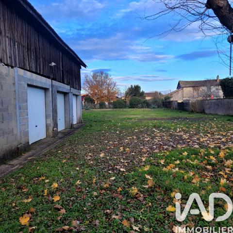 Maison à vendre 4 pièces 164 m² Saint-Pierre-d'Eyraud