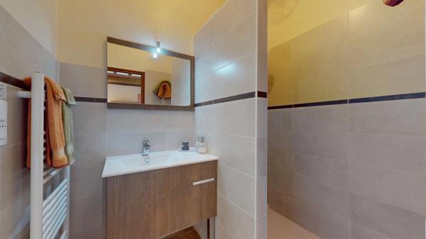 Propriété d’exception en Normandie – Manoir rénové avec dépendances et chapelle