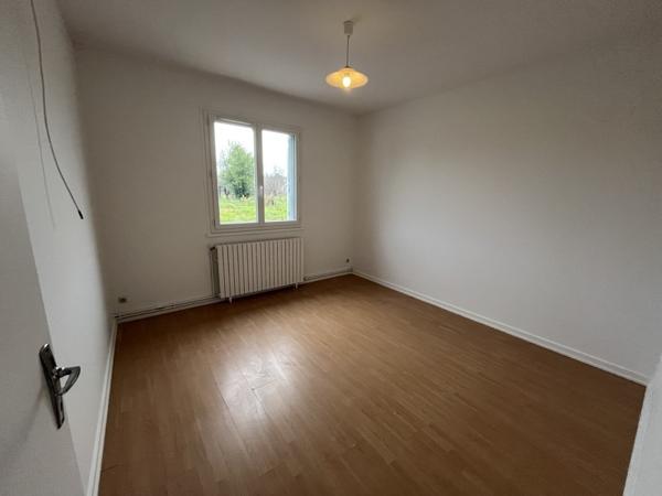 Maison à louer |  Les Églisottes-et-Chalaures |  3 pièces | 81 m²